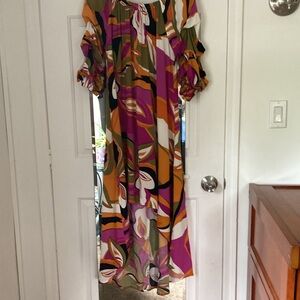MSK  Sassy , fun Colorful Floral Dress for any occasion.size M